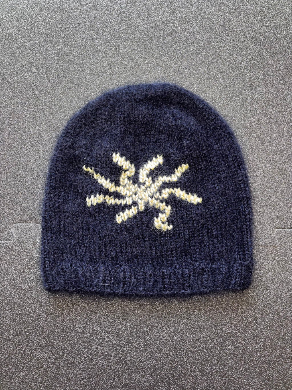 MOHAIR BEANIE yellow monster